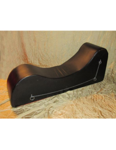 DIVAN AVEC DES CHAINES